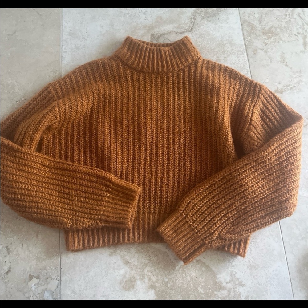 H&M Sweater